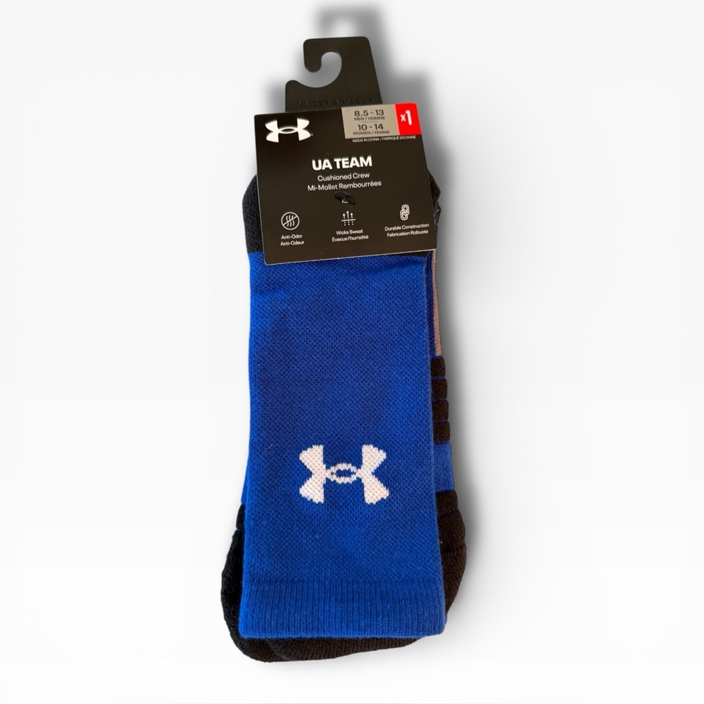 Under Armour Unisex Team Cushioned Crew Socks Blue Size M-8.5-13. W-10-14